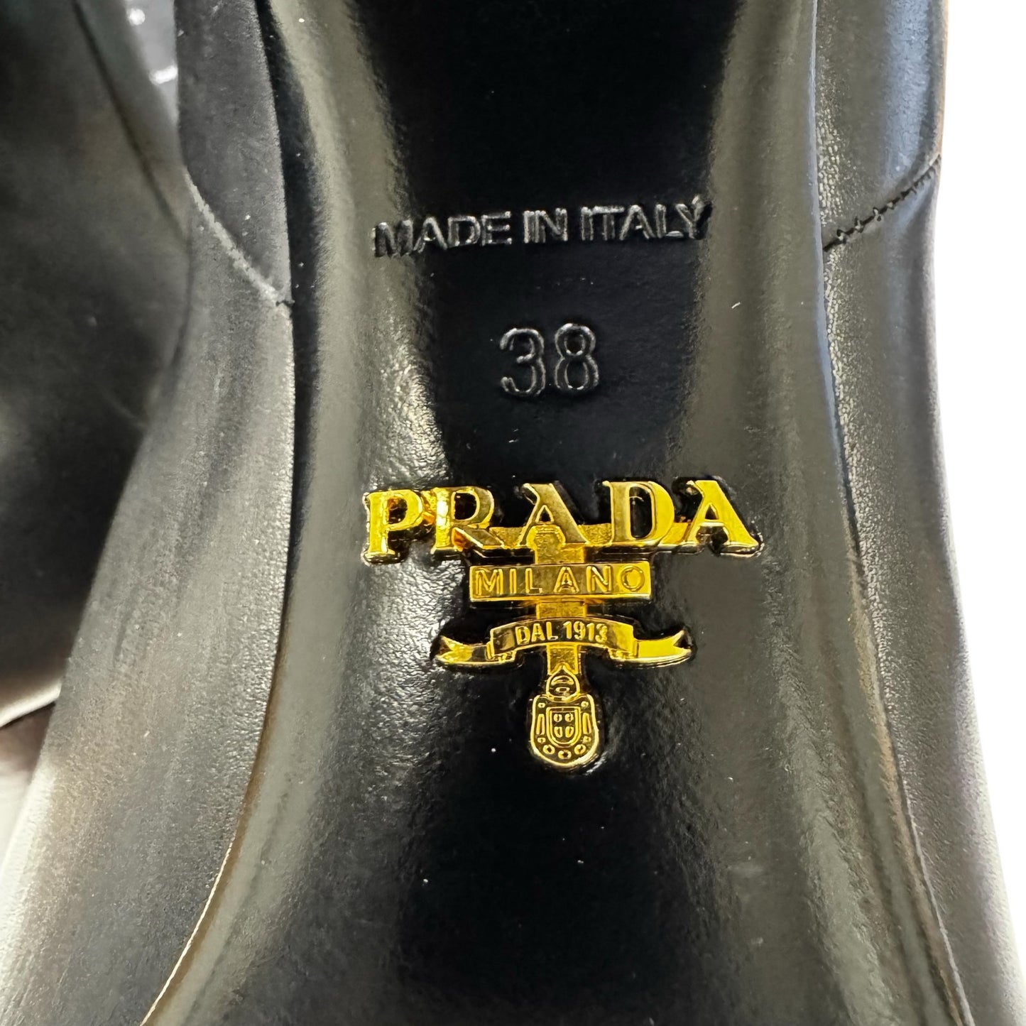 NEW Prada Black Leather Round Toe Platform Ankle Boots Womens 7.5