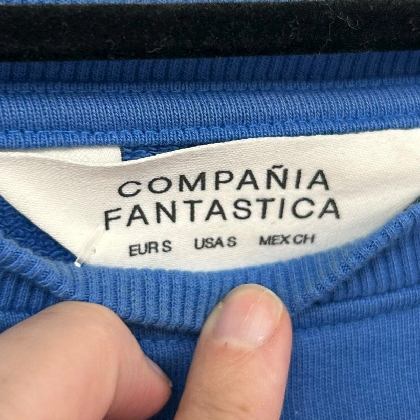 Compania Fantastica Blue Fleece Sweatshirt with Flower Graphic Womens Small