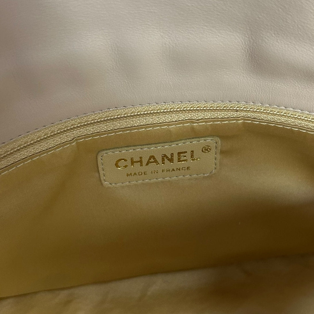 Chanel Blush Lambskin Gold Chain Stitch Logo Rodeo Drive Flap Shoulder Bag