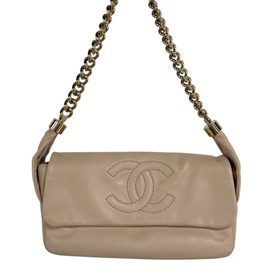 Chanel Blush Lambskin Gold Chain Stitch Logo Rodeo Drive Flap Shoulder Bag