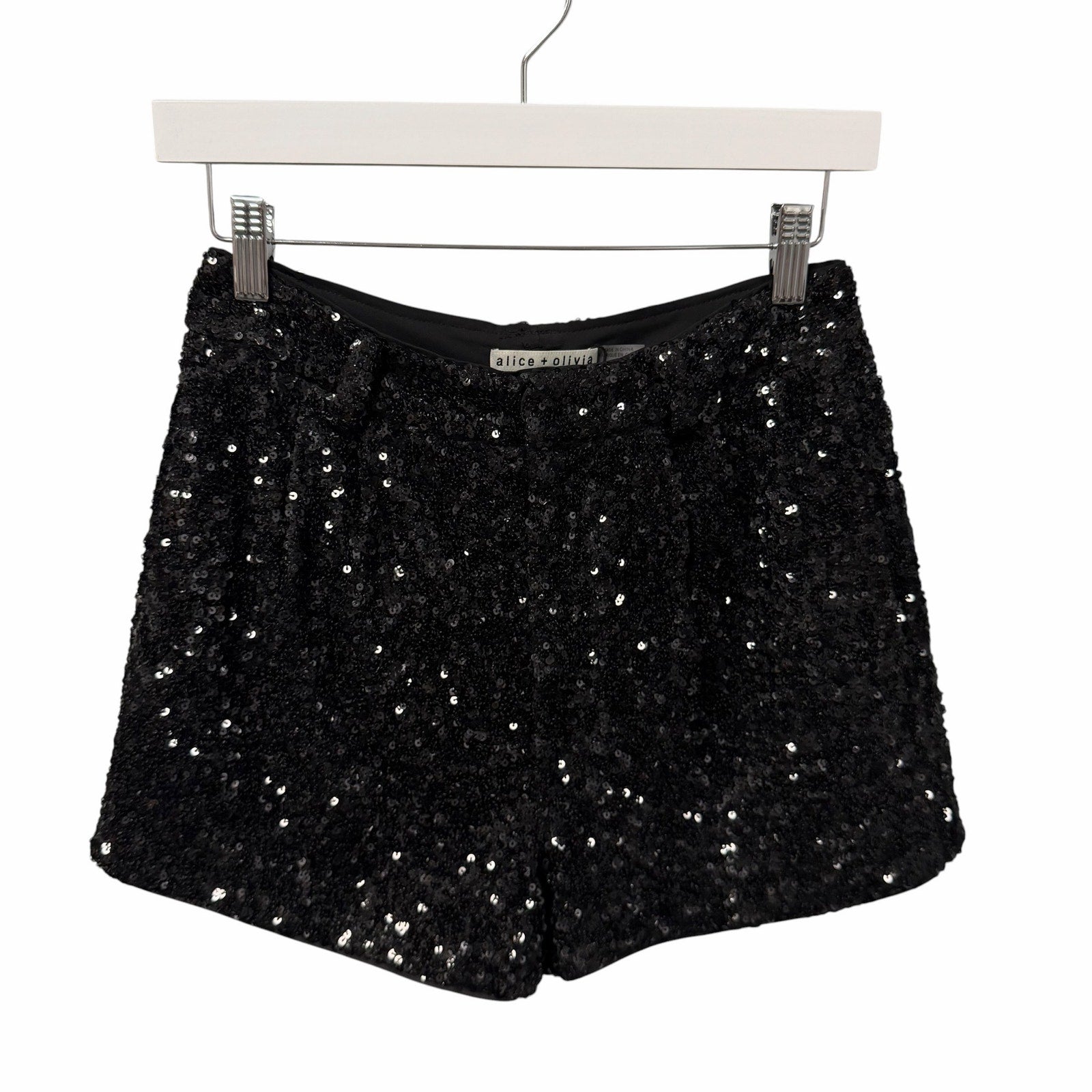 NWT Alice + Olivia Conry Sequin Cuff Short Black High Rise Womens Size 0