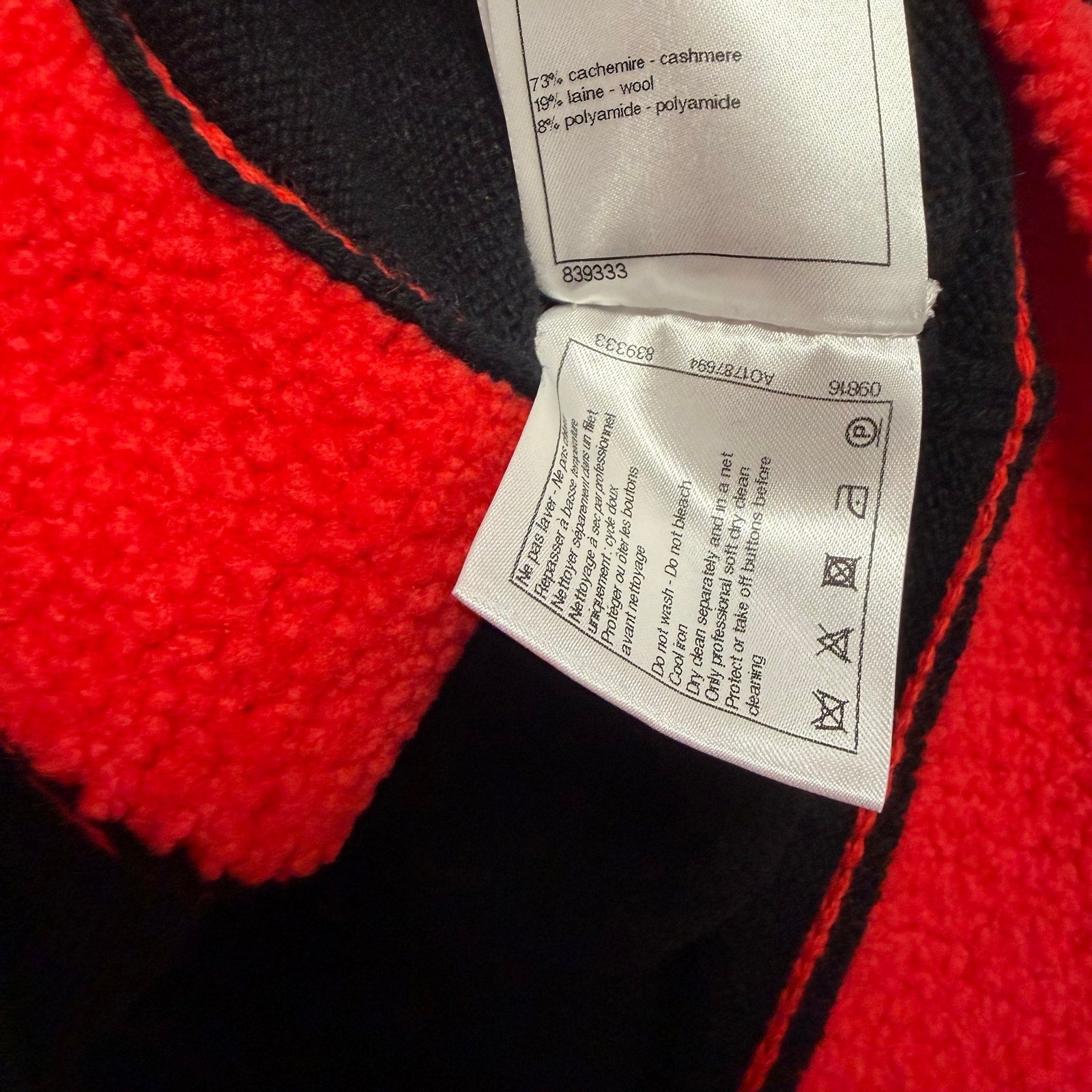 Chanel 2019 Cashmere Wool Button Up Cardigan Black Red Lion Buttons FR 36 / US 4