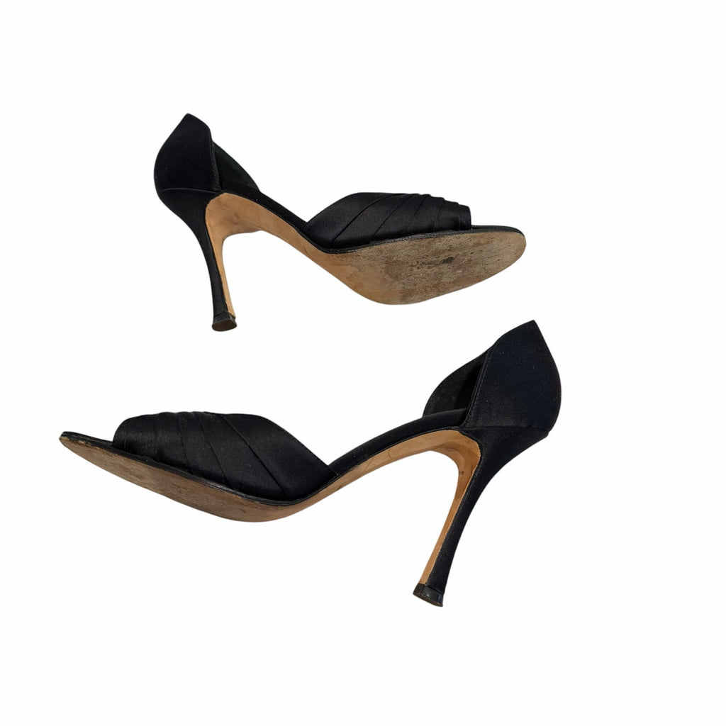 Manolo Blahnik Black Satin Jeweled Sedaraby Heels Crystal Buckle Size 38 / US 8
