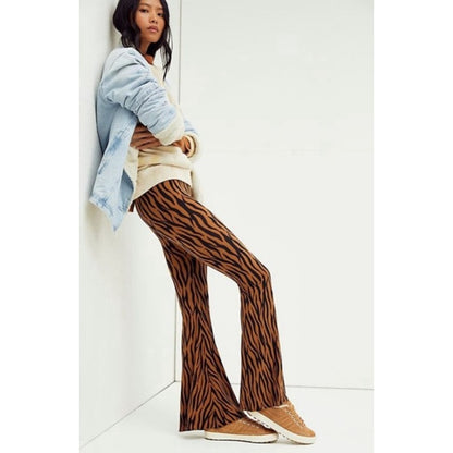 Show Me Your Mumu Tiger Print Bam Bam Bells Pull On Pants Womens Size Medium