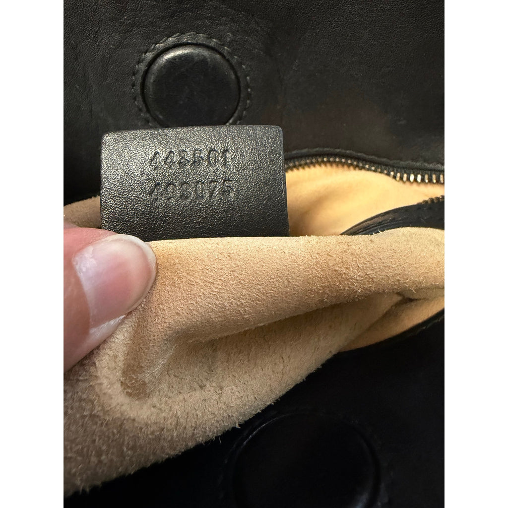 Gucci GG Marmont Black Quilted Leather Handbag Gold Toned Logo Classic Luxury