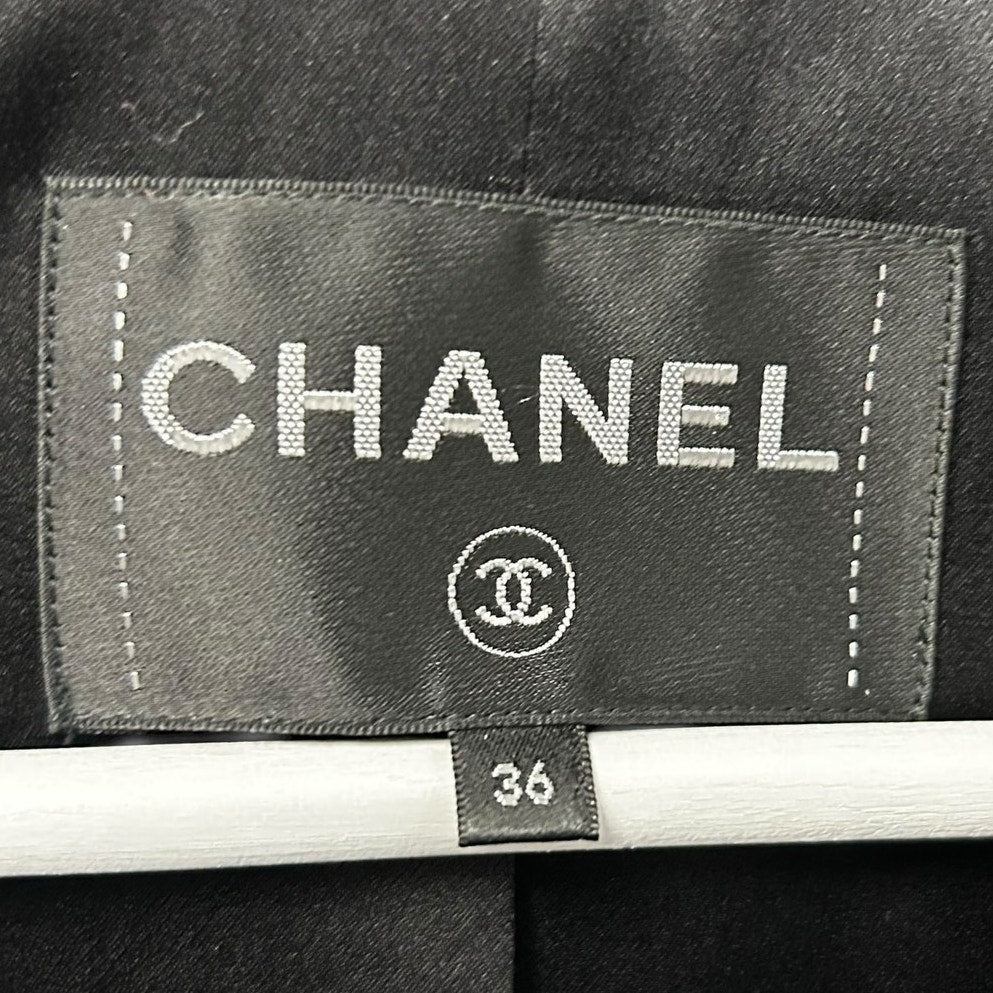 Chanel Black White Cream Trim Tweed Logo Button Front Jacket Womens 36 / US 4