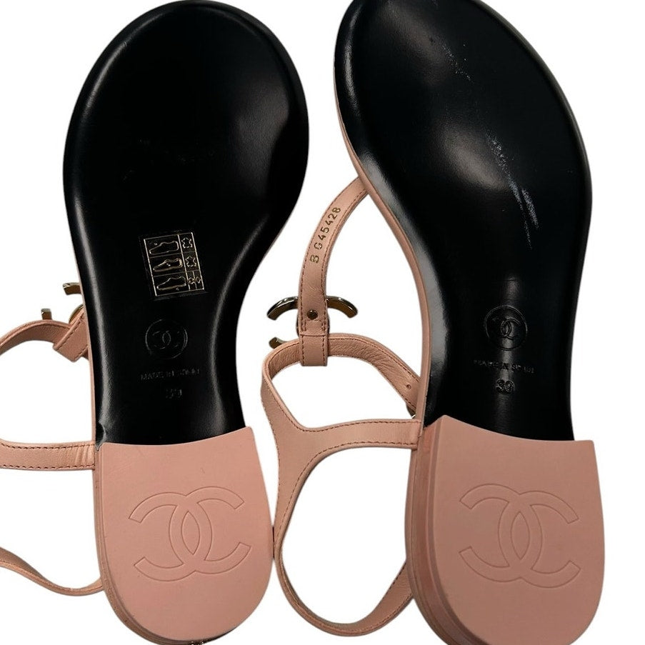 Chanel Blush Pink Interlocking CC Logo Leather T-Strap Sandals Womens 39 / US 9