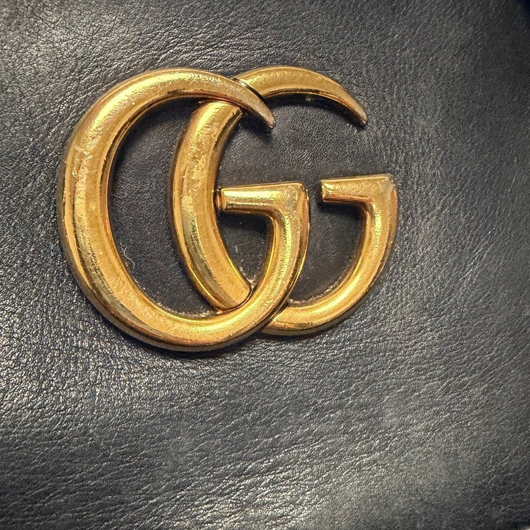 Gucci GG Marmont Black Quilted Leather Handbag Gold Toned Logo Classic Luxury