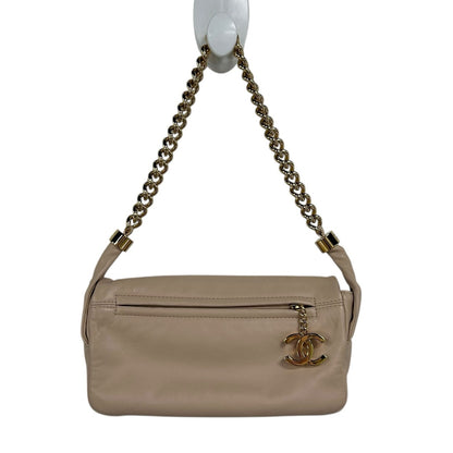 Chanel Blush Lambskin Gold Chain Stitch Logo Rodeo Drive Flap Shoulder Bag