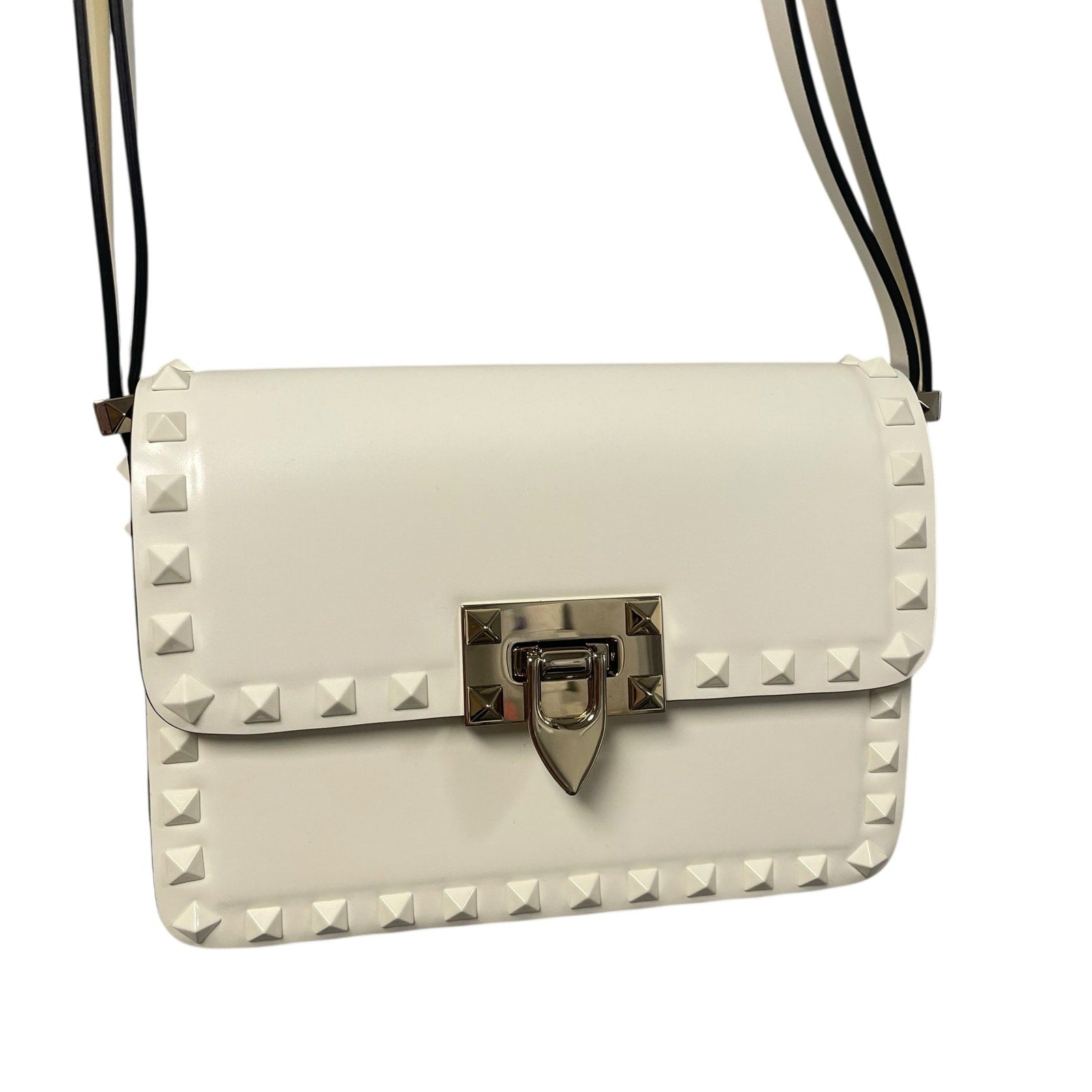 Valentino Garavani Rockstud 23 Shoulder Bag Off White Lambskin Leather