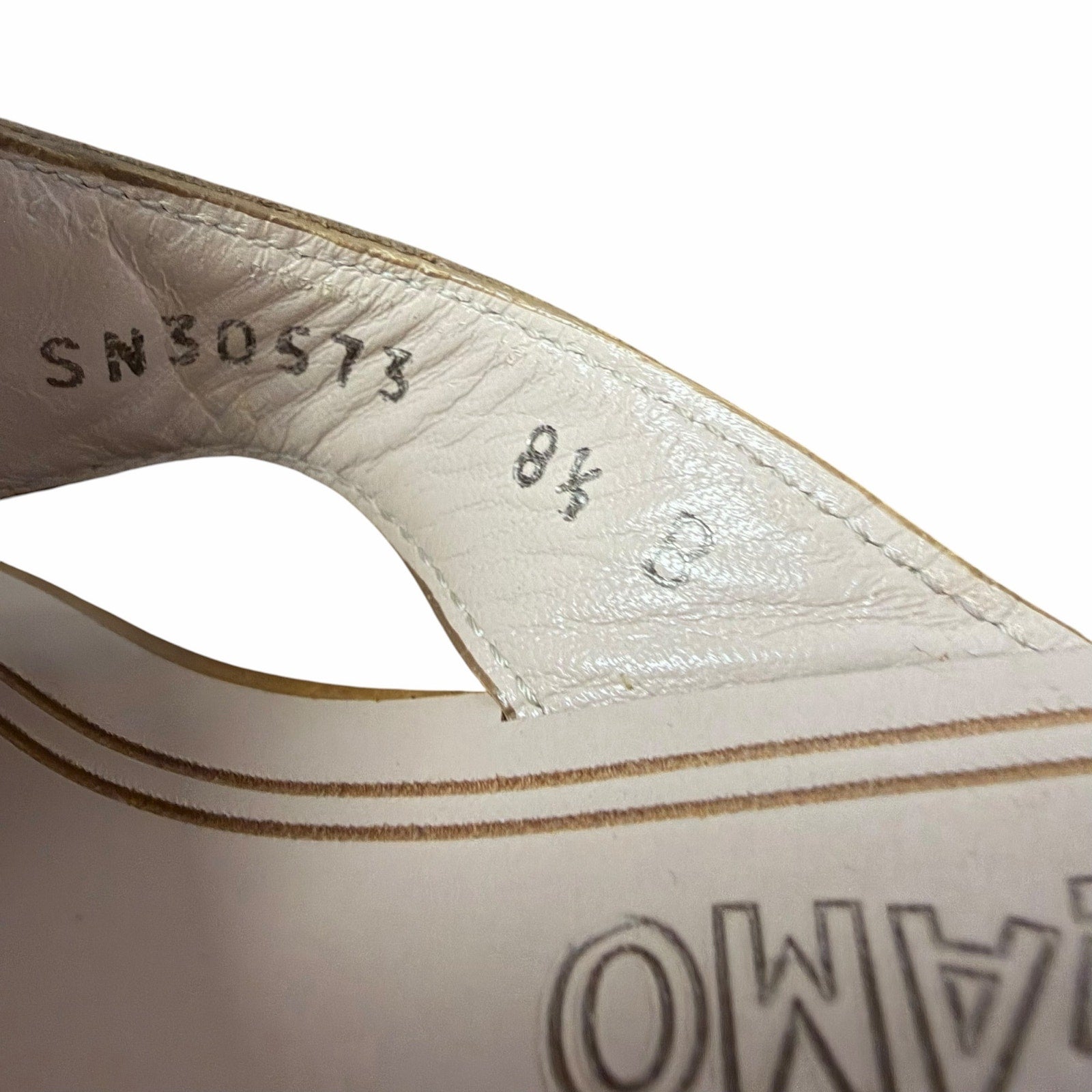 Salvatore Ferragamo Tan Leather Hardware Logo Emblem Thong Sandal Womens 8.5