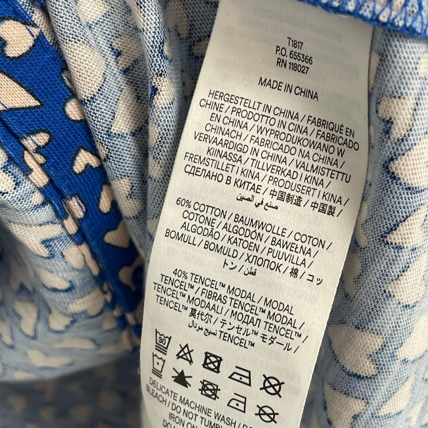 Boden Smocked Jersey Shirt Gallery Blue Heart Cluster Button Up Womens Size 2