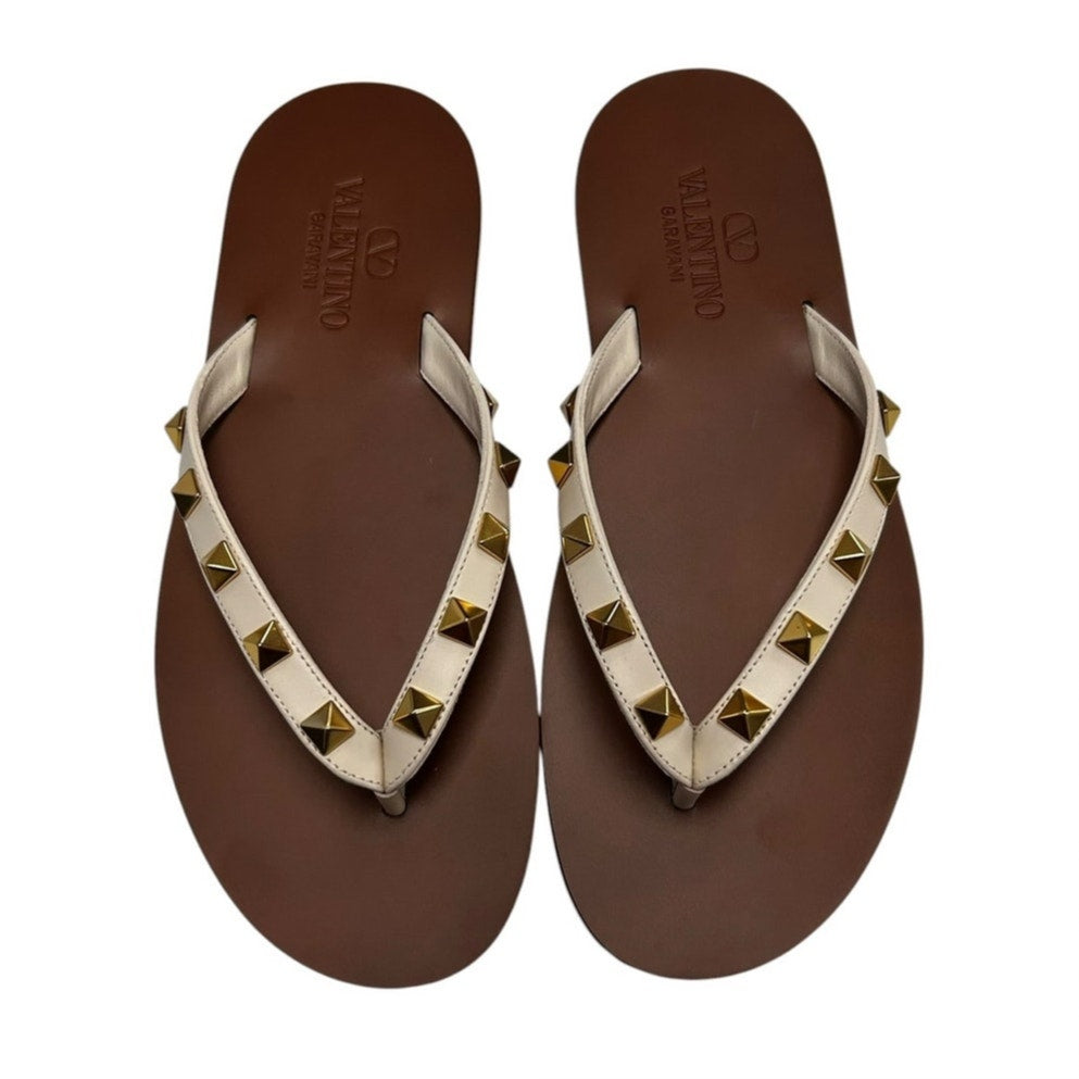 Valentino Garavani Ivory Rockstud Leather Flat Thong Sandal Womens 39 / US 9