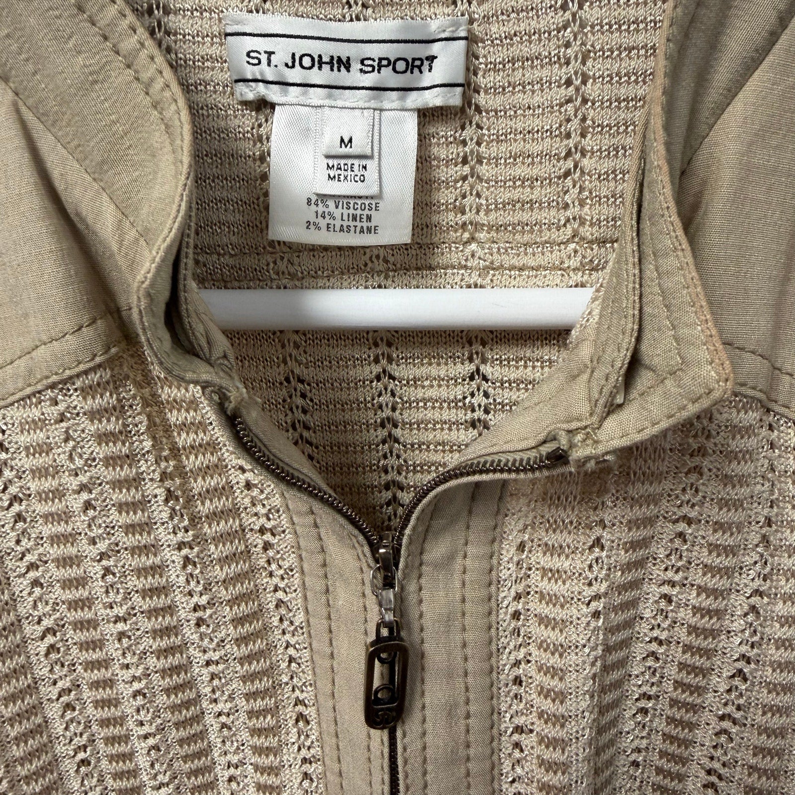 St. John Sport Beige Pointelle Knit Zip Up Cinch Waist Jacket Womens Size Medium