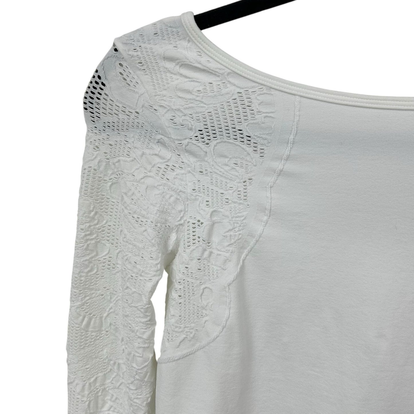by Anthropologie White Floral Seamless Long Sleeve Boat Neck Top  Womens Small
