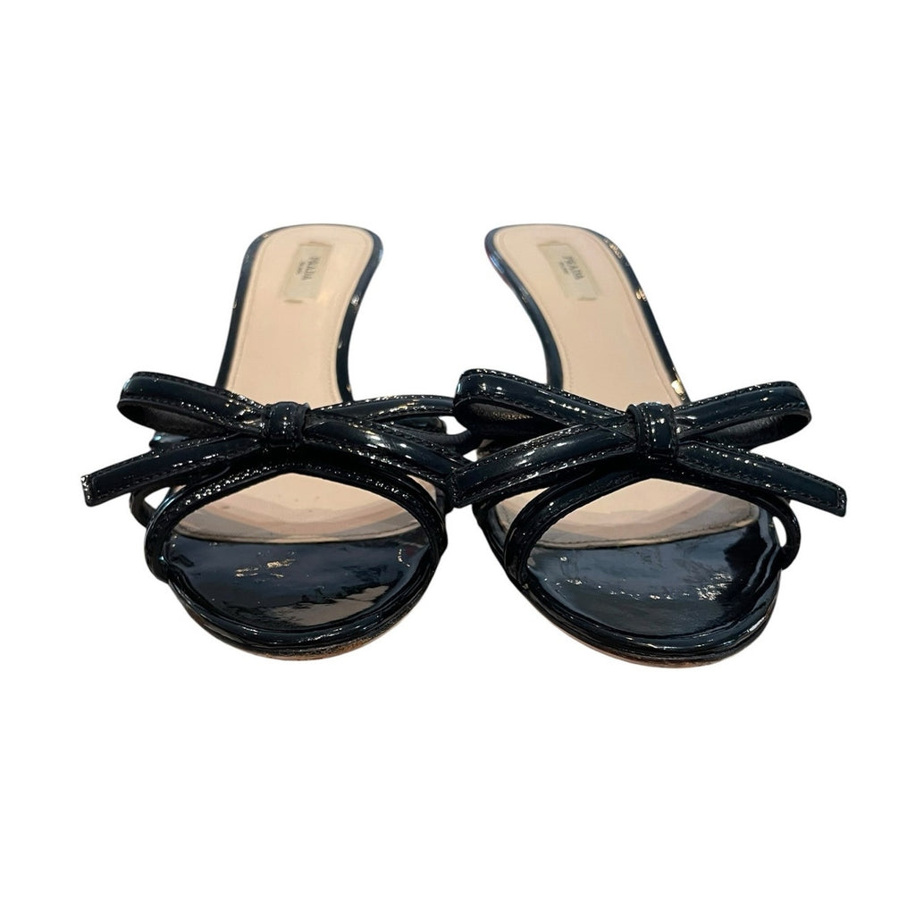 Prada Black Patent Leather Bow Accent Kitten Heels Womens Size 37.5 / US 7.5