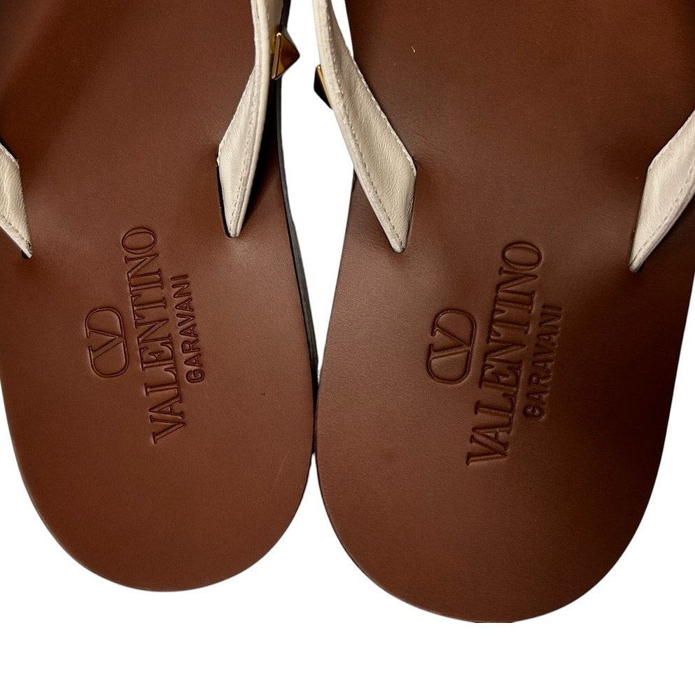 Valentino Garavani Ivory Rockstud Leather Flat Thong Sandal Womens 39 / US 9