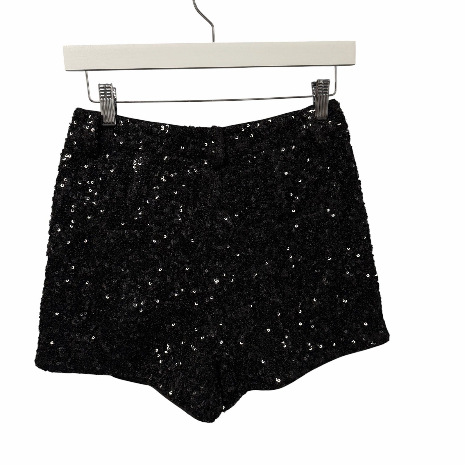 NWT Alice + Olivia Conry Sequin Cuff Short Black High Rise Womens Size 0