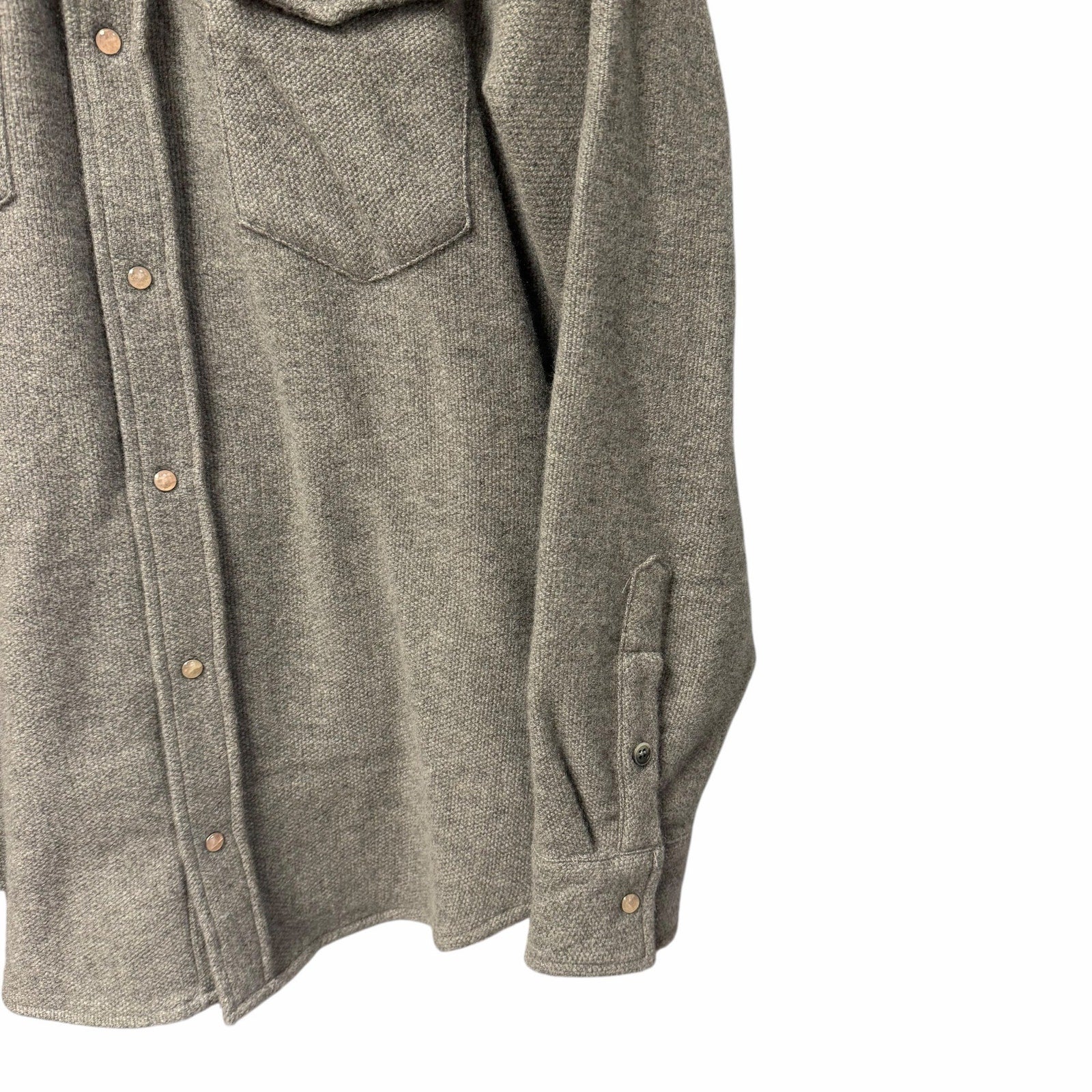NWT God's True Cashmere Grey Cashmere Shirt Rose Quartz Snap Button Up Size XS