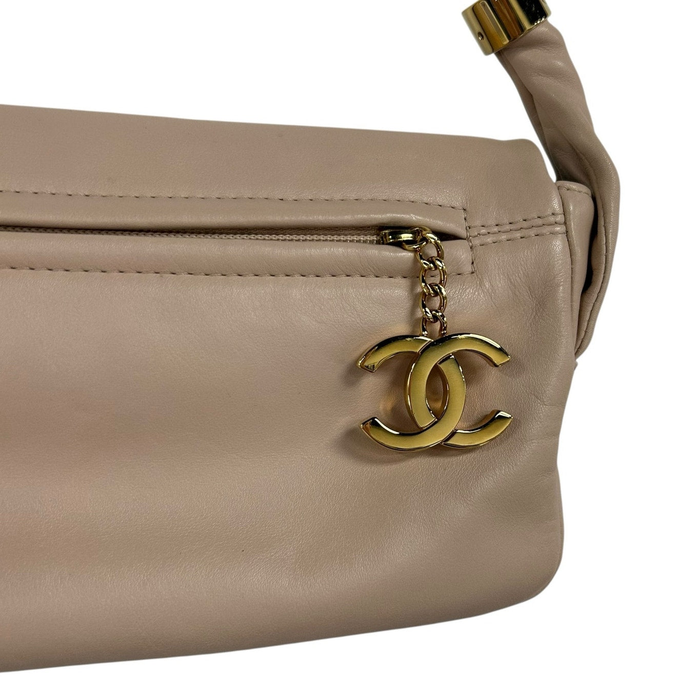 Chanel Blush Lambskin Gold Chain Stitch Logo Rodeo Drive Flap Shoulder Bag