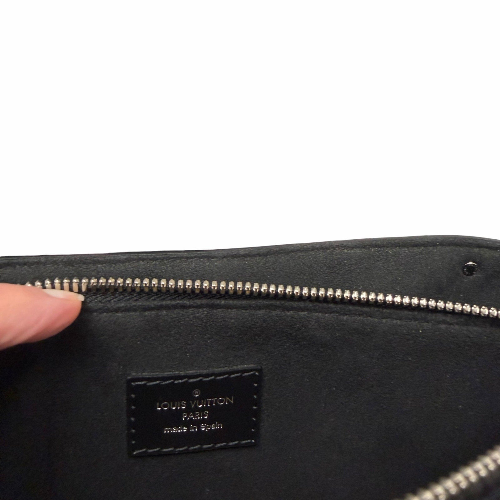 Louis Vuitton Soufflot Epi BB White Black Leather Two Way Handbag AS IS