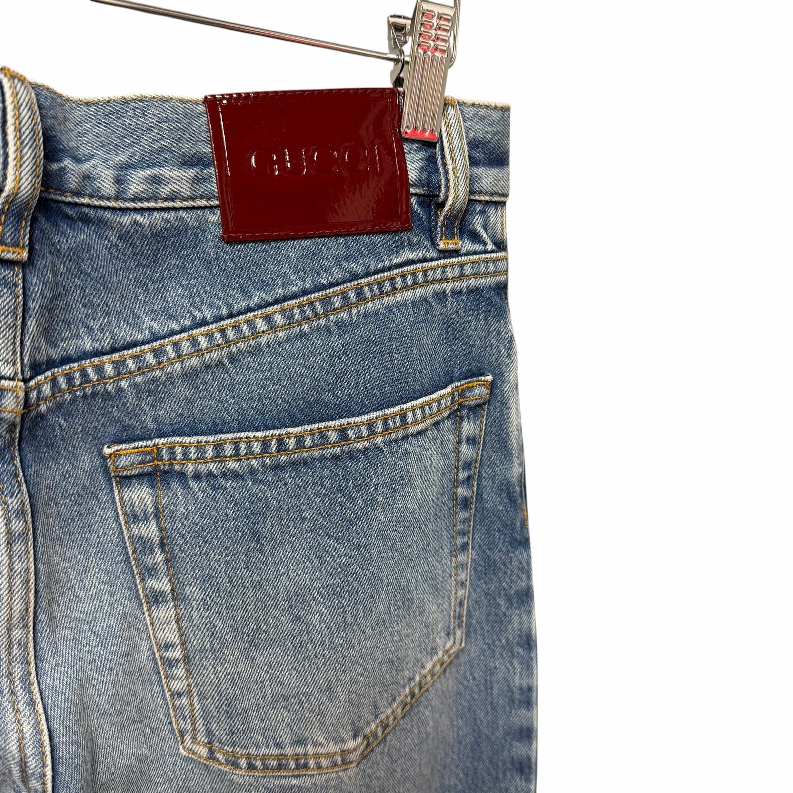 NWT Gucci Straight Fit Denim Pant Light Blue Wash Button Fly Jean Size 24 / US 2