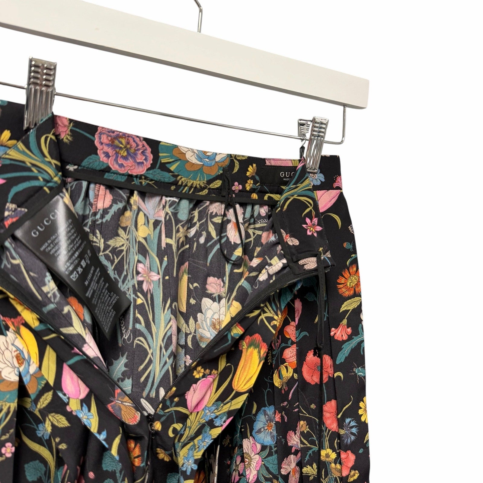 NWT Gucci Silk Pleated Midi Skirt Macro Floral Black Multi Size IT 36 / US 0