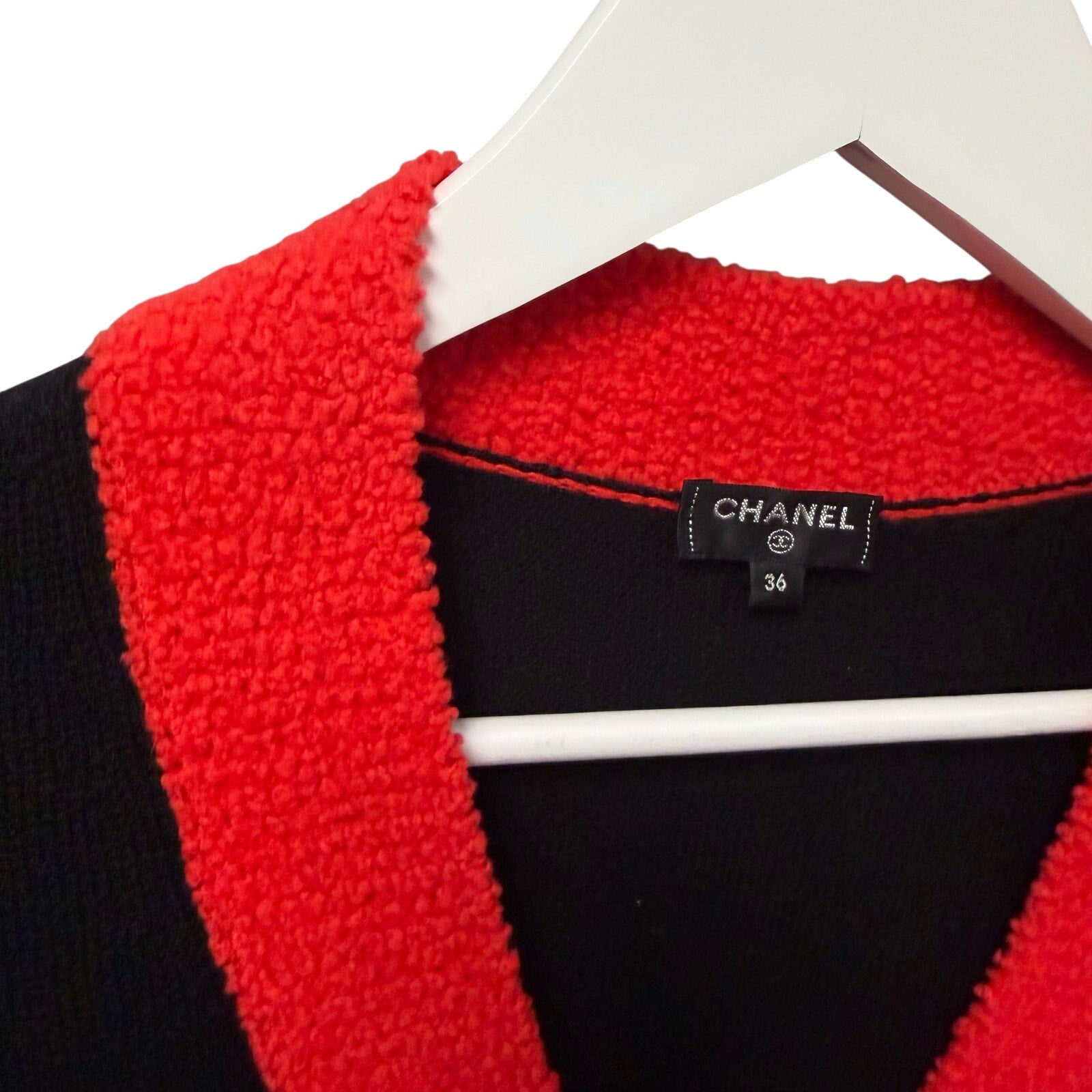 Chanel 2019 Cashmere Wool Button Up Cardigan Black Red Lion Buttons FR 36 / US 4